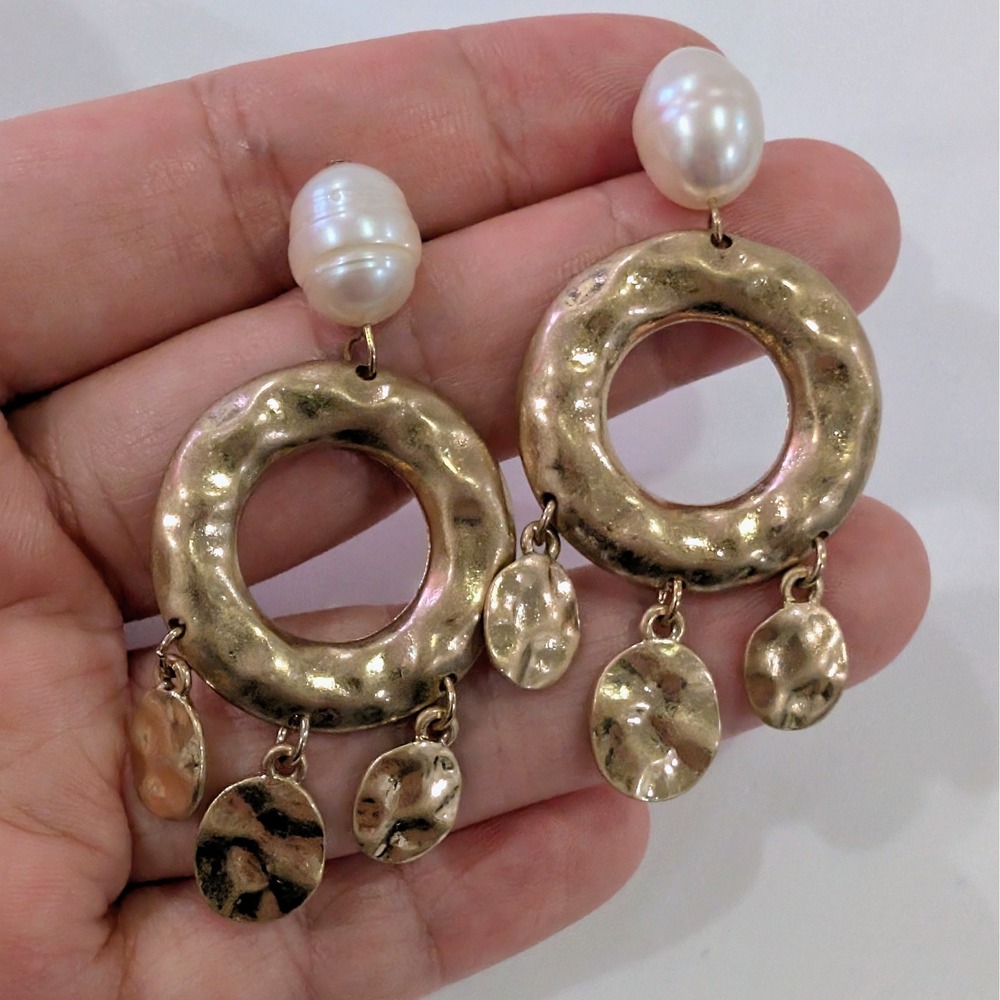 Vintage Baroque Freshwater Pearl With Hammered Gold Dangle Earrings 2" - Picture 4 of 7